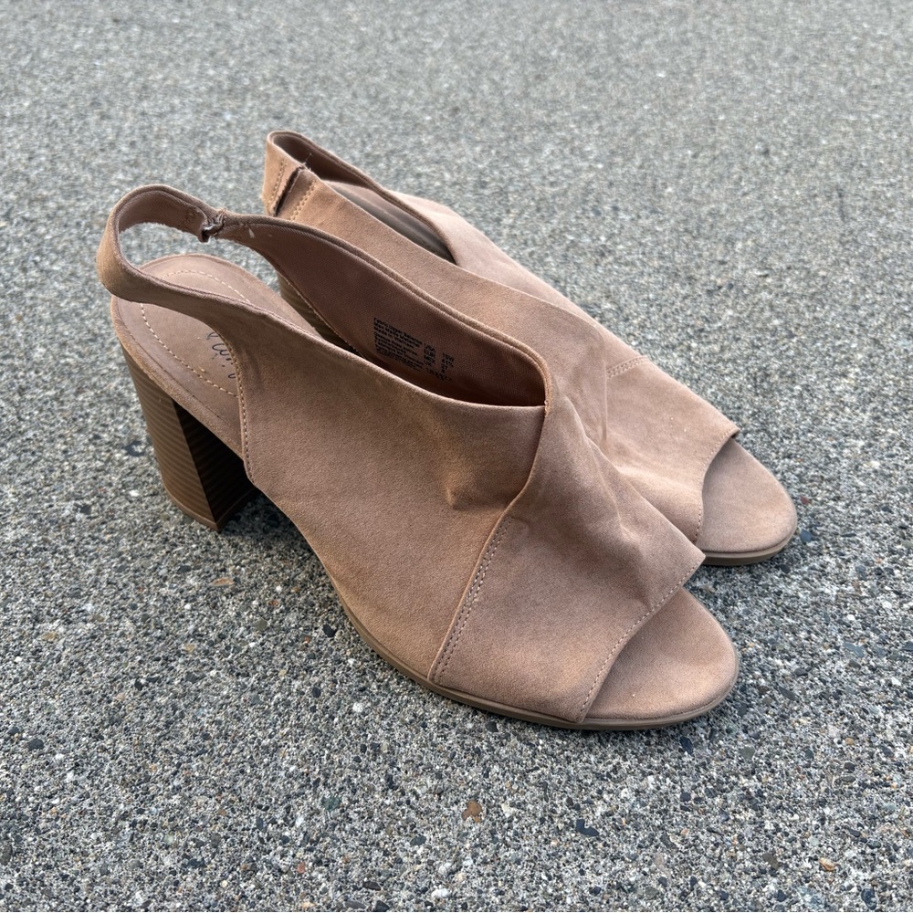 Women's Tan Slingback Heels